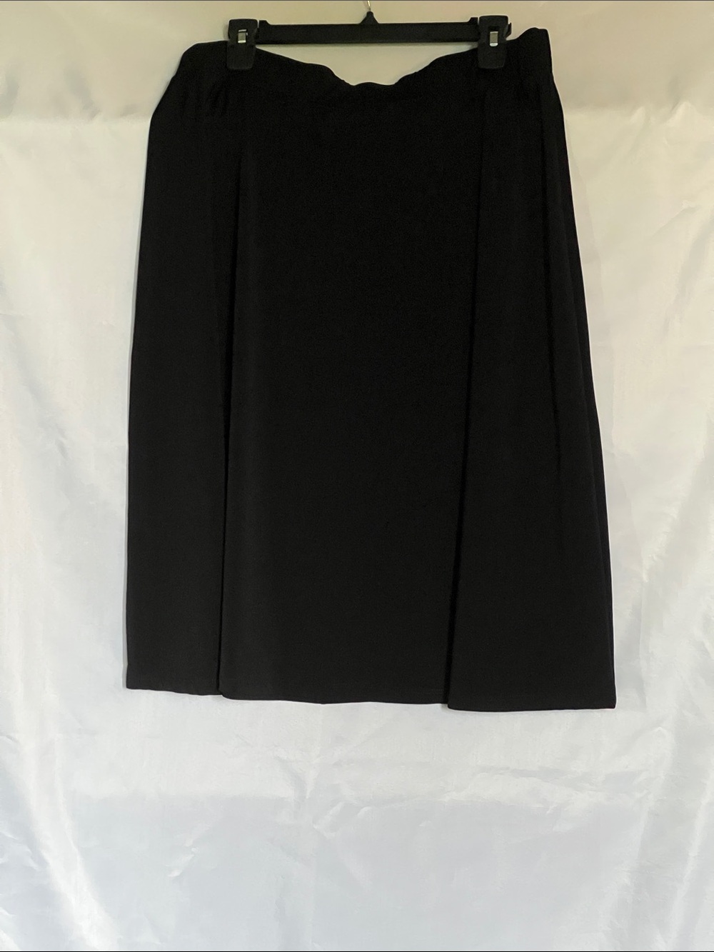 I.N. Studio Black Midi Skirt with Subtle A-Line